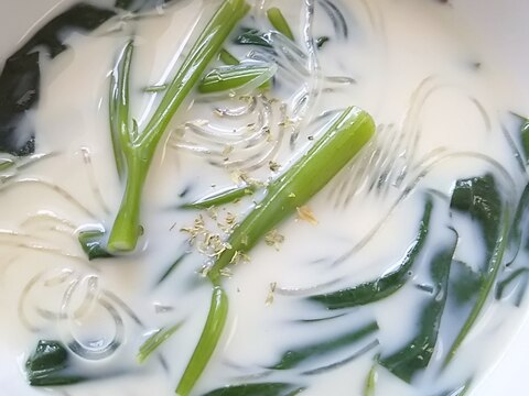 春雨と空芯菜の豆乳スープ(^^)